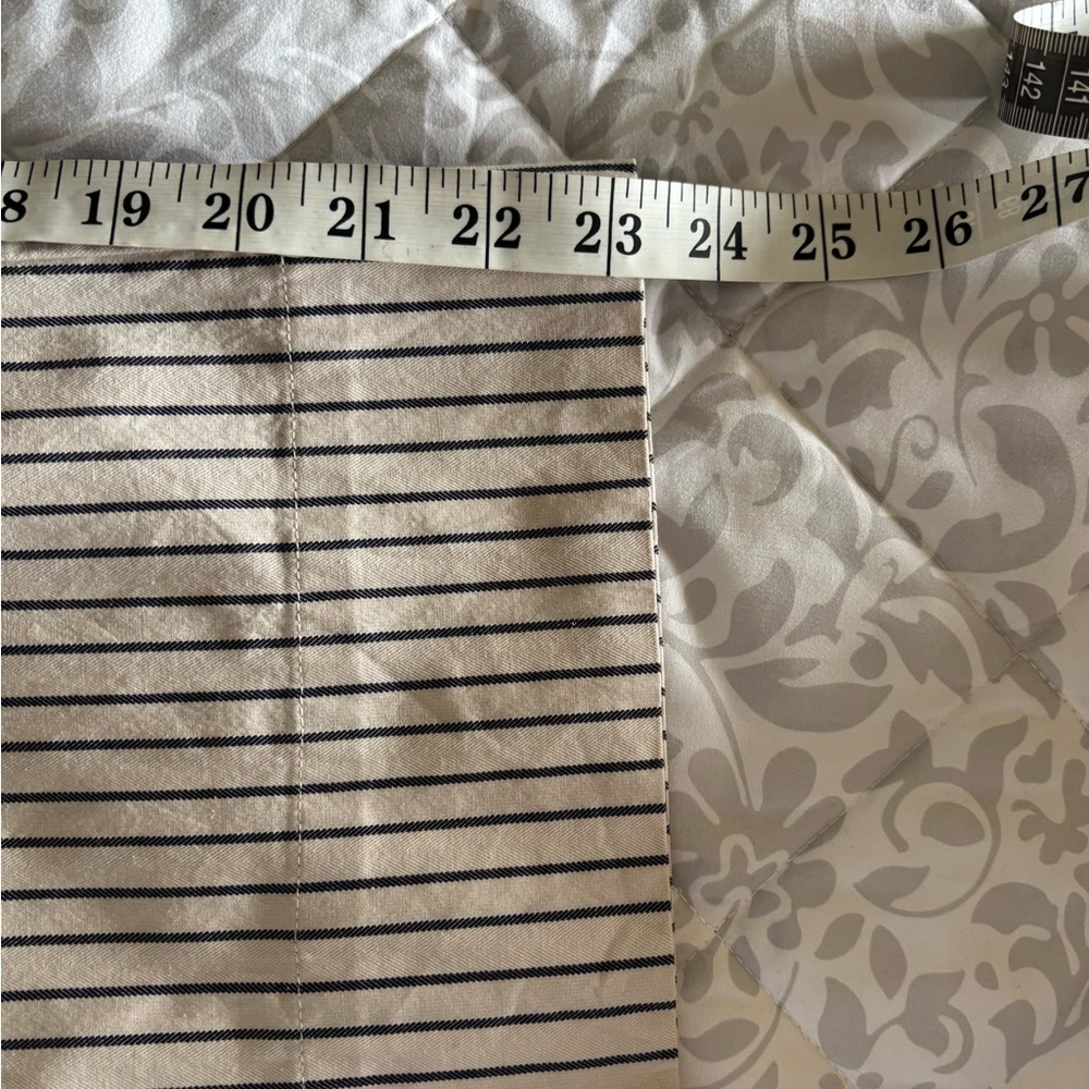 Cabi 5316 Tick Tock Crop - Picture 6 of 7